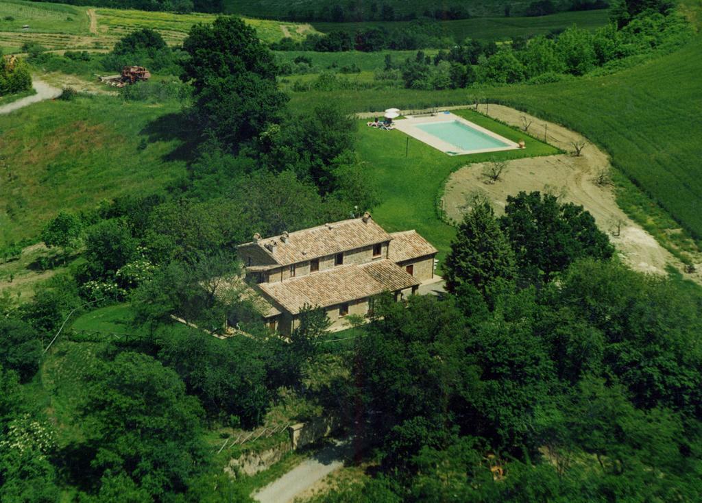 ProcenoAgriturismo Poggio Porsenna - Con Piscina别墅 外观 照片