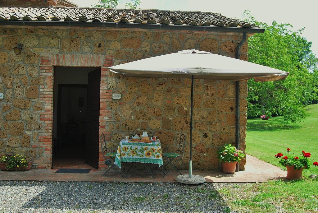 ProcenoAgriturismo Poggio Porsenna - Con Piscina别墅 外观 照片